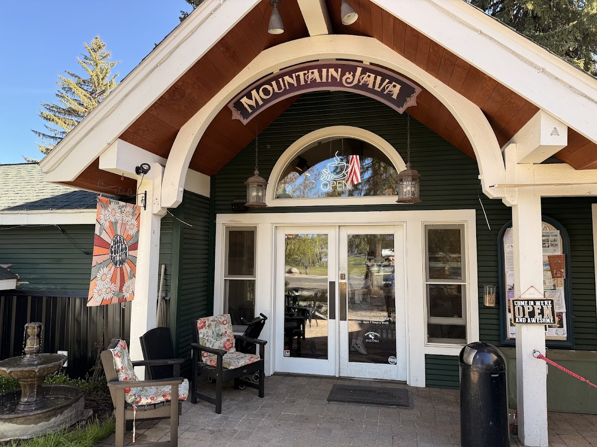 Mountain Java